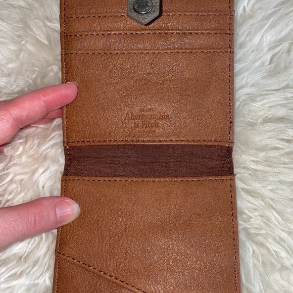Abercrombie Wallet - Picture 6 of 7